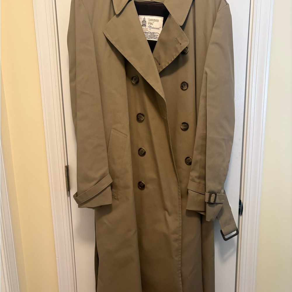 Vintage 80s London Fog Men's Classic Khaki Trench Coat